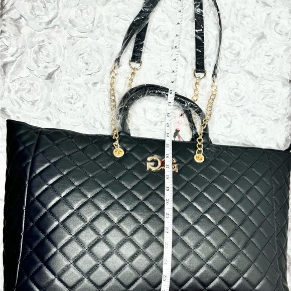 NWT Gilda Paris Large Quilted Tote Black Bag "G" Logo Quilted Tote MSRP $199 - Picture 7 of 10